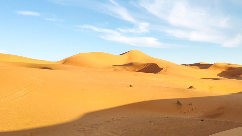 4-Day Private Car with Driver from Marrakech to Merzouga Desert
